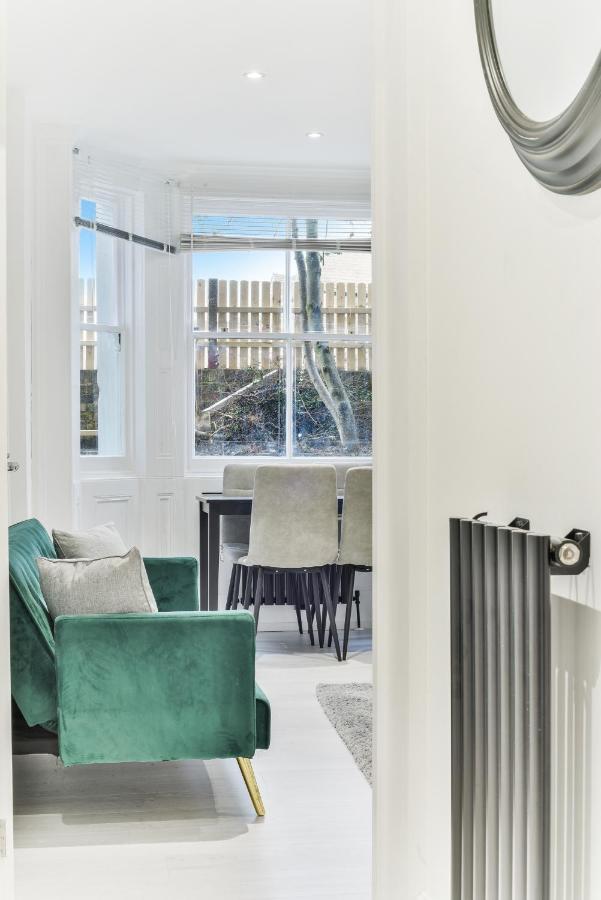 לונדון Amazing 2 Bed Apartment Clapham North מראה חיצוני תמונה